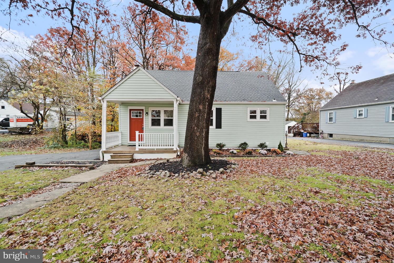 8121 Bon Air Road Baltimore, MD 21234 - Photo 2 of 33 Exterior front