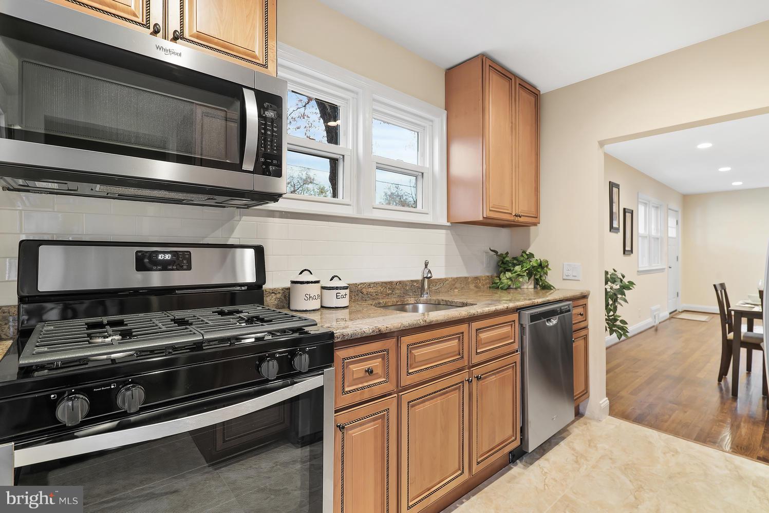 8121 Bon Air Road Baltimore, MD 21234 - Photo 14 of 33 Kitchen