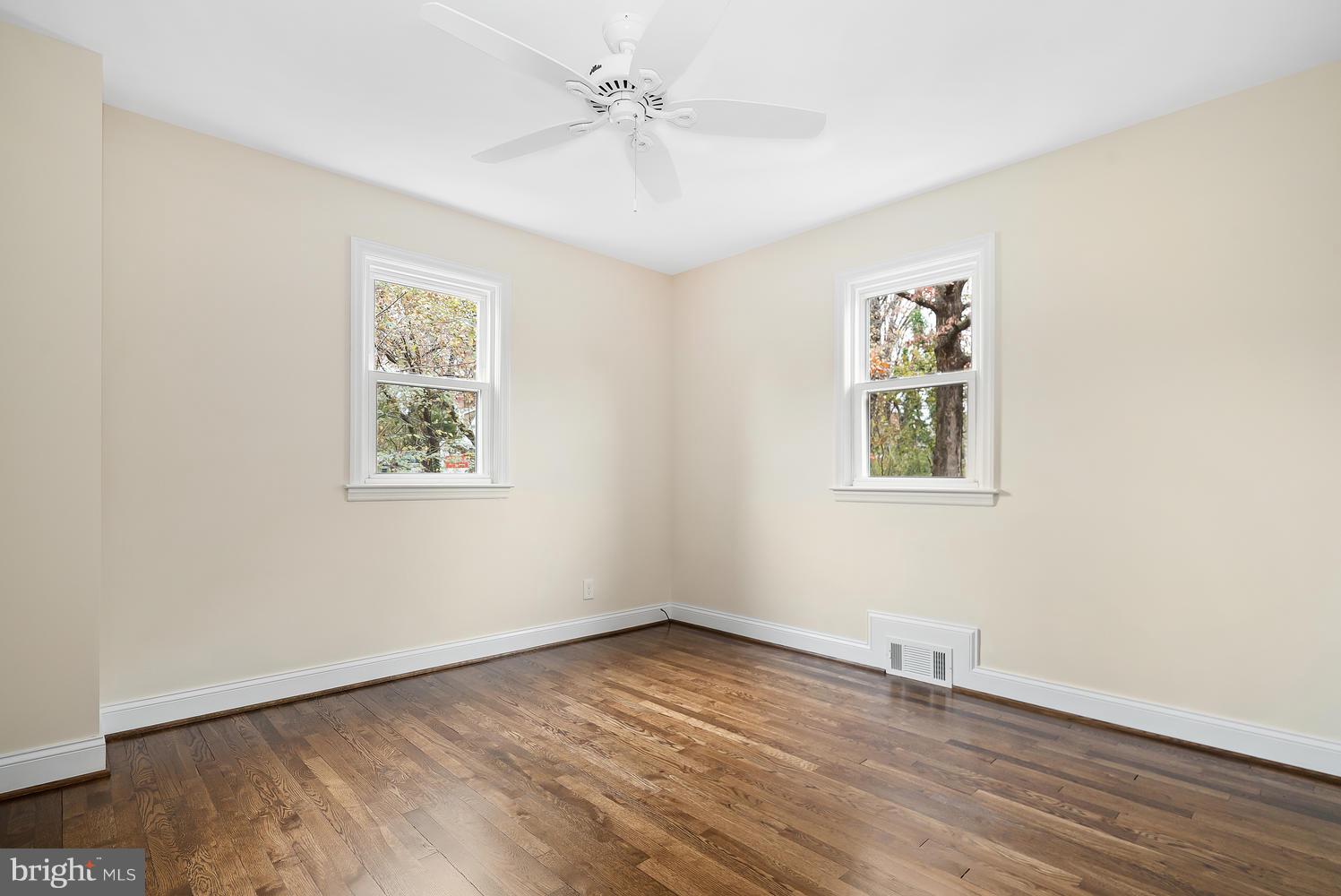 8121 Bon Air Road Baltimore, MD 21234 - Photo 21 of 33 Bed room