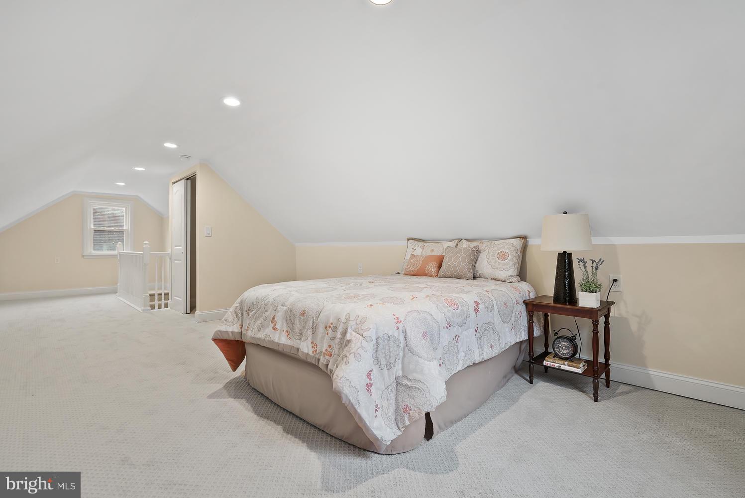 8121 Bon Air Road Baltimore, MD 21234 - Photo 23 of 33 Bed room