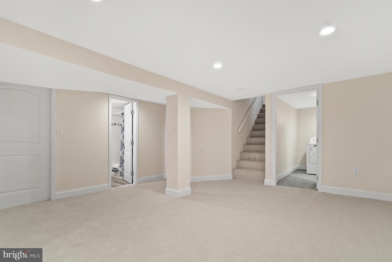 8121 Bon Air Road Baltimore, MD 21234 - Photo 26 of 33 Family room