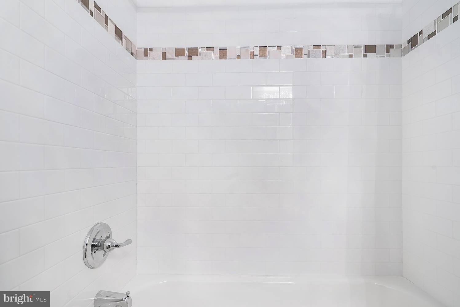 8121 Bon Air Road Baltimore, MD 21234 - Photo 29 of 33 Lower bath