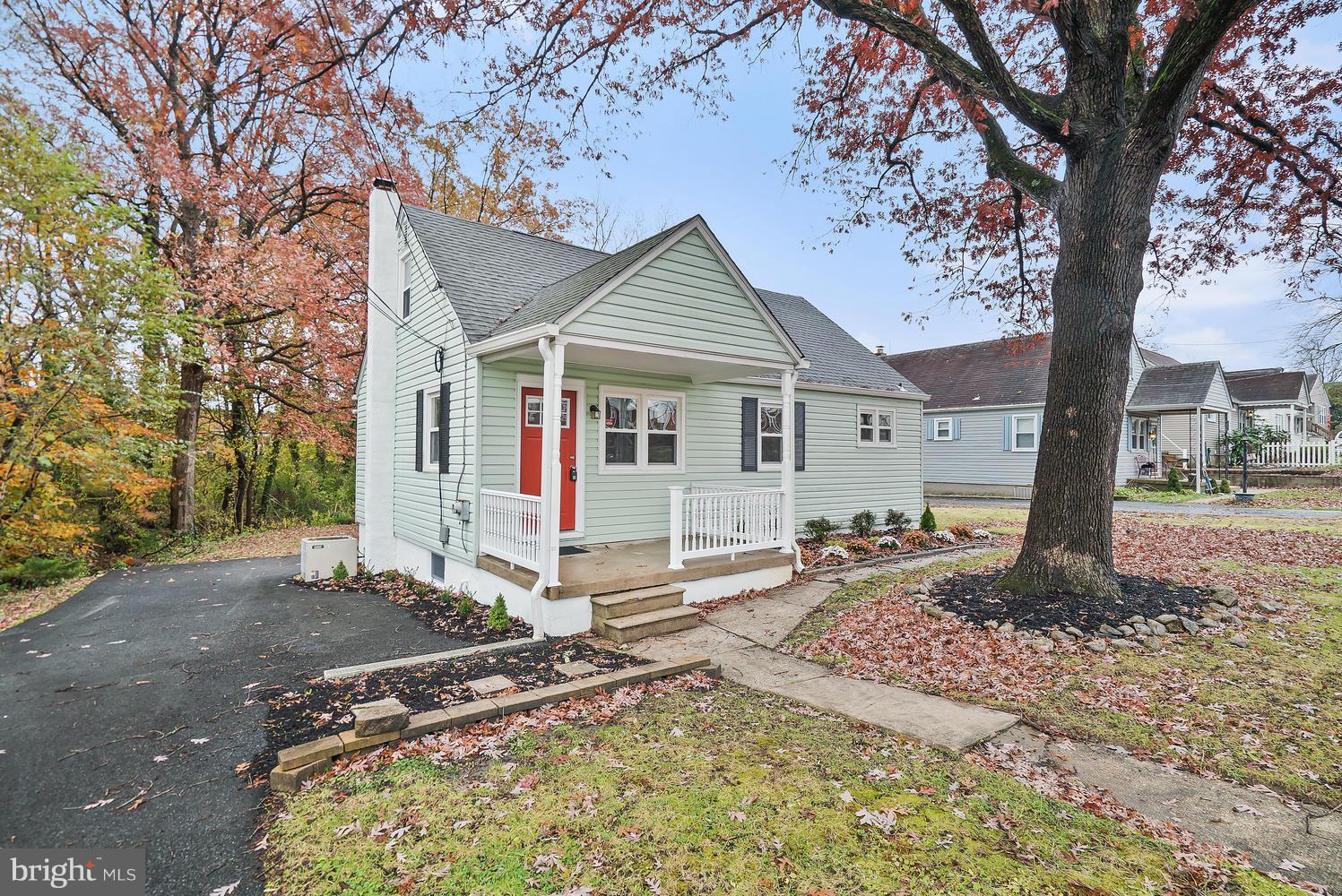 8121 Bon Air Road Baltimore, MD 21234 - Photo 4 of 33 Exterior front