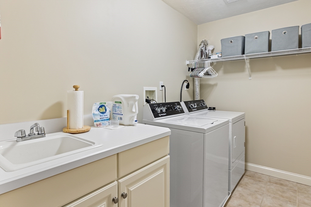 7 Grace Circle Natick, MA 01760 - Photo 35 of 42