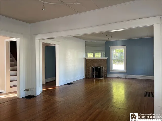 $159,500 | 471 Fairmount Avenue, Ellicott, NY 14701