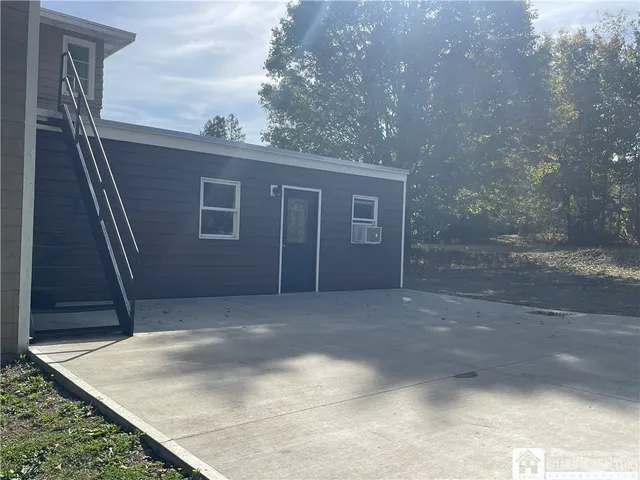 $159,500 | 471 Fairmount Avenue, Ellicott, NY 14701