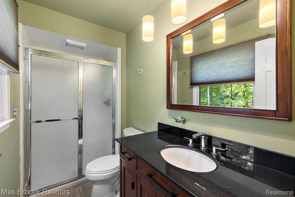 1496 Rochingham Drive Rochester Hills, MI 48309 - Photo 14 of 26 Gallery Image 14