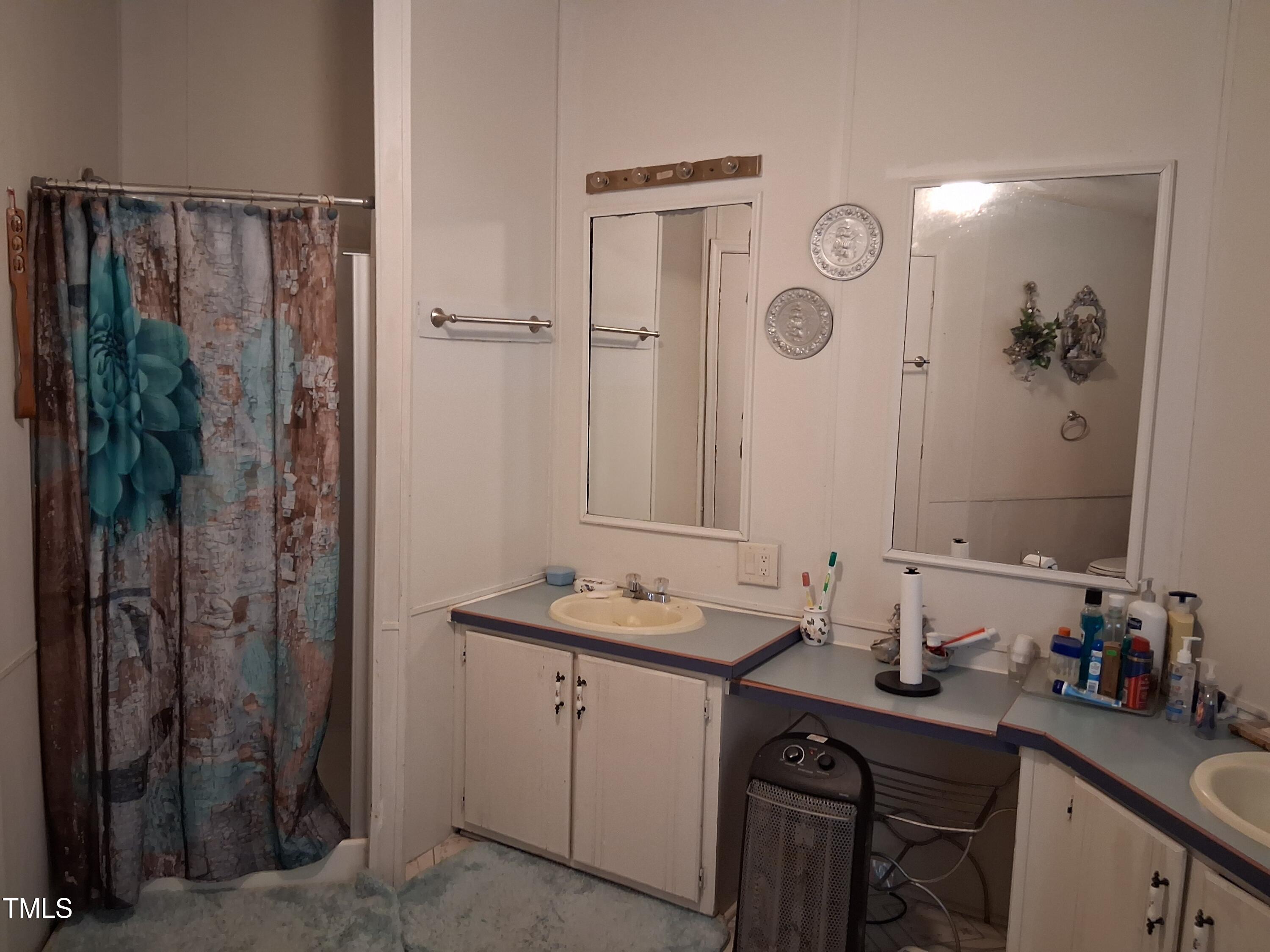 559 Wilson Jones Road Clayton, NC 27520 - Photo 15 of 26 20250707_170612