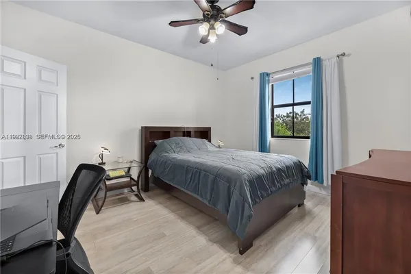 $6,000 | 3461 Southeast 1st Street, Homestead, FL 33033