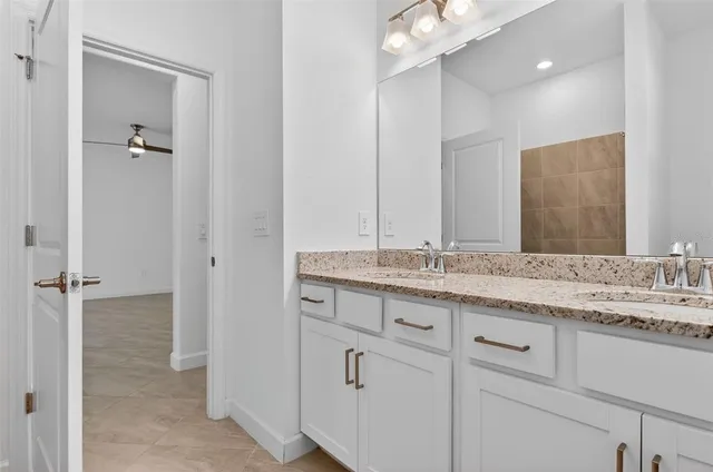 $369,900 | 17364 Walnut Run Drive, Alva, FL 33920