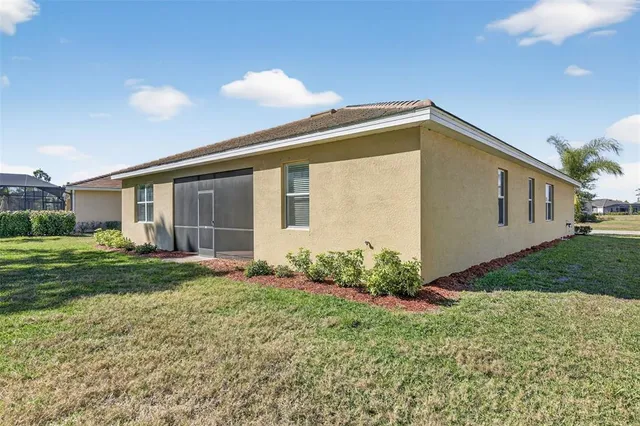 $369,900 | 17364 Walnut Run Drive, Alva, FL 33920