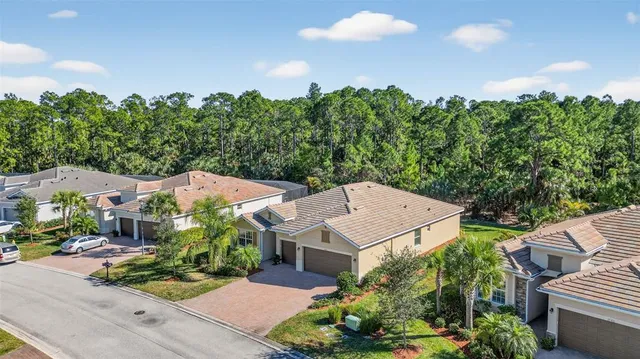 $369,900 | 17364 Walnut Run Drive, Alva, FL 33920