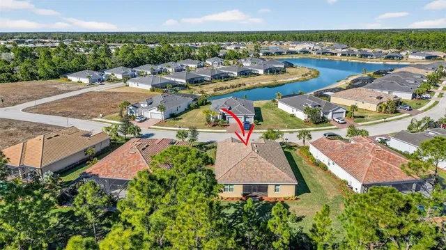 $369,900 | 17364 Walnut Run Drive, Alva, FL 33920