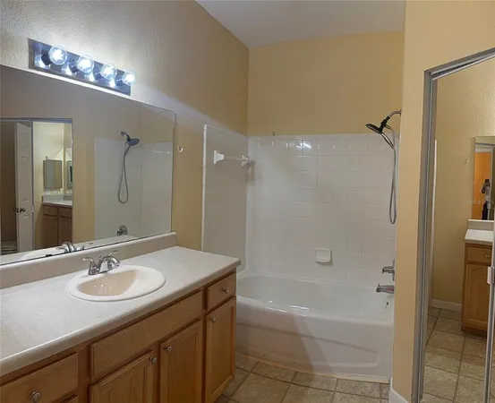 $203,000 | 9093 Lee Vista Boulevard, Unit 903, Orlando, FL 32829