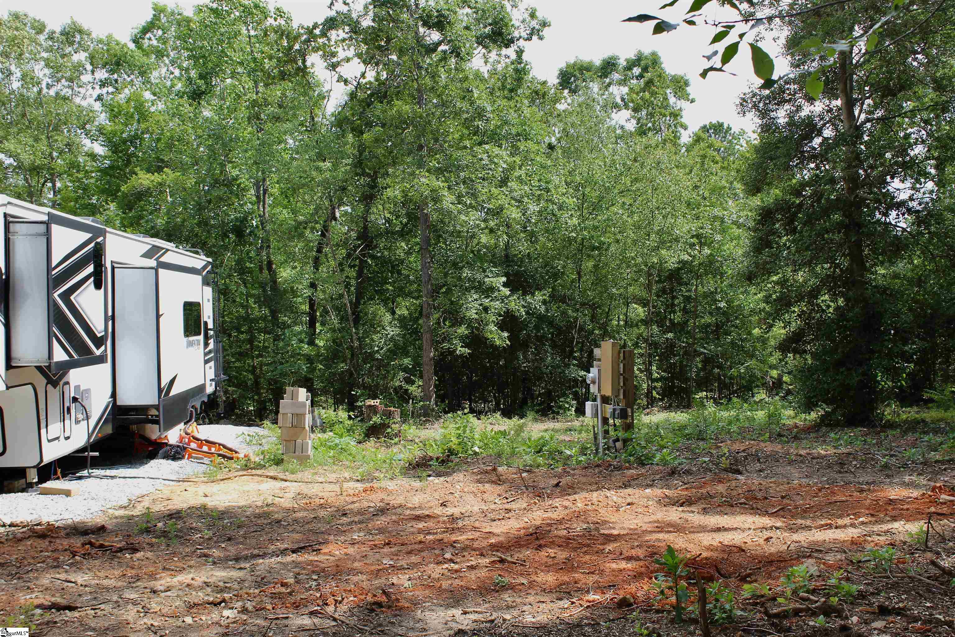 147 State Rd S-42-9983 Woodruff, SC 29388 - Photo 12 of 20