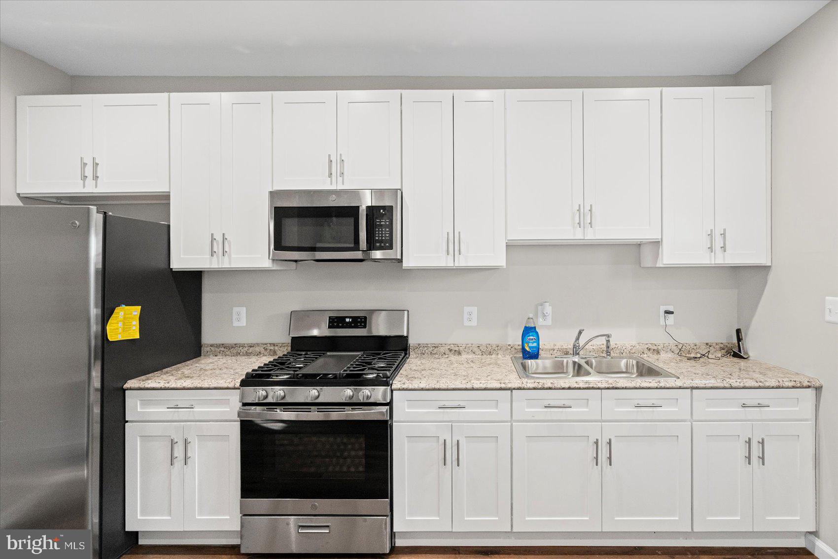 2101 Elsinore Avenue Baltimore, MD 21216 - Photo 11 of 35