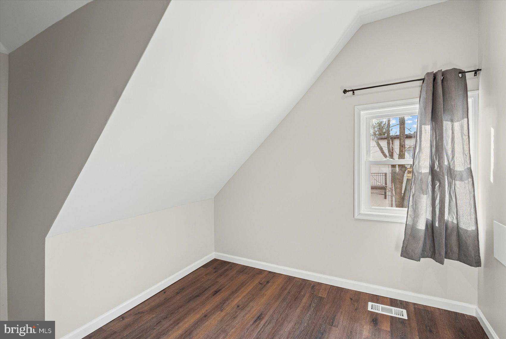 2101 Elsinore Avenue Baltimore, MD 21216 - Photo 27 of 35