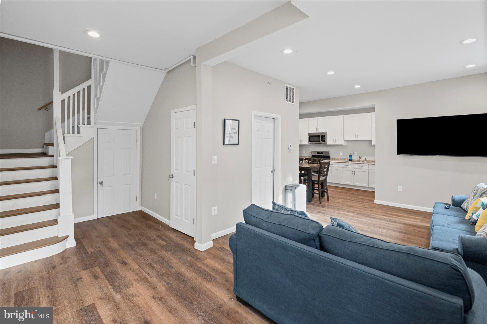 2101 Elsinore Avenue Baltimore, MD 21216 - Photo 6 of 35
