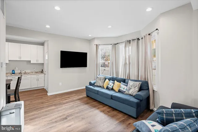 $299,900 | 2101 Elsinore Avenue, Baltimore, MD 21216