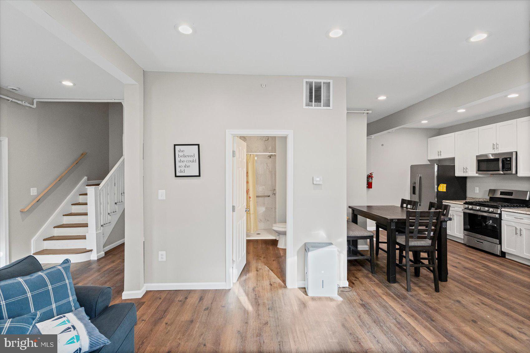2101 Elsinore Avenue Baltimore, MD 21216 - Photo 9 of 35