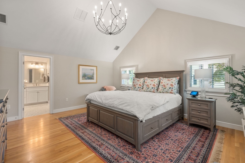 10 Auburn Road Wellesley, MA 02481 - Photo 15 of 34