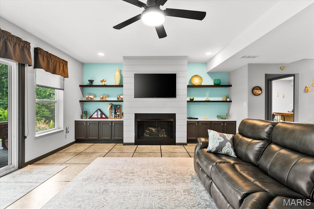 645 Hill Castle Road Columbia, IL 62236 - Photo 37 of 61 Gallery Image 37