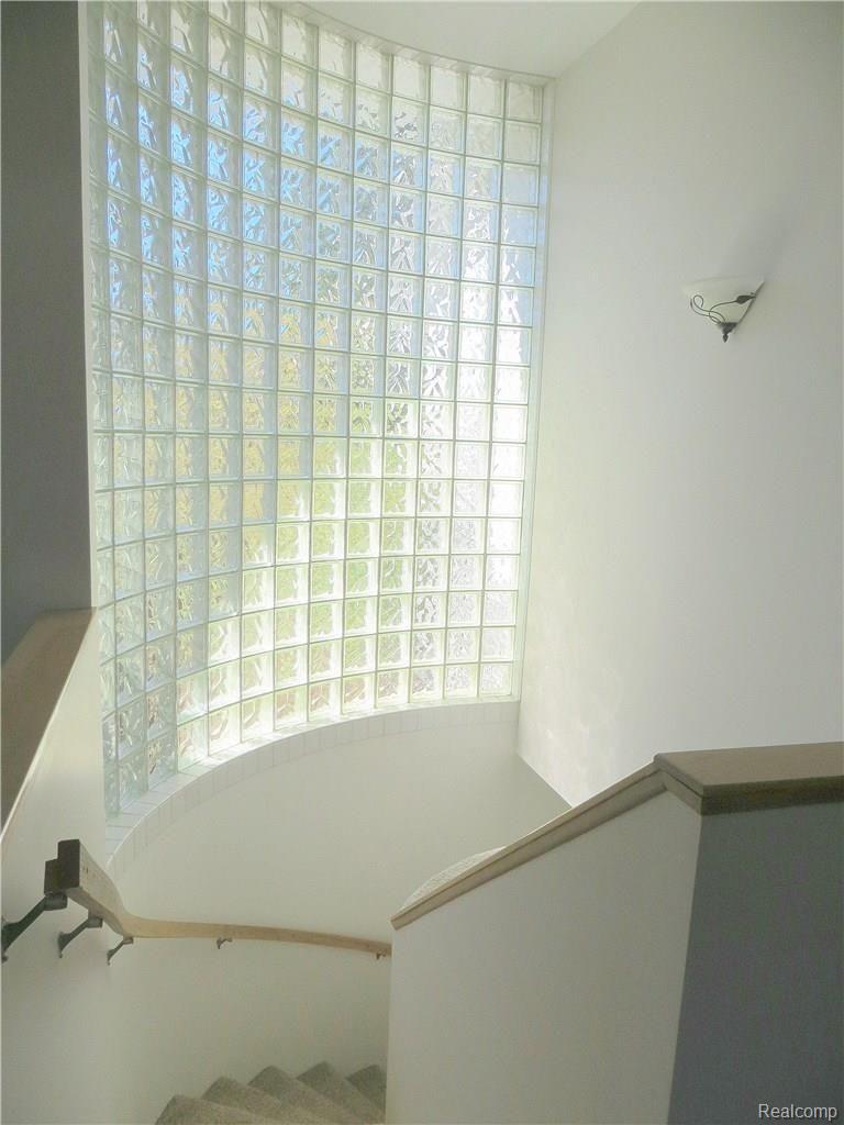 5290 Fenton Road Fenton, MI 48430 - Photo 32 of 44 downstairs.jpg