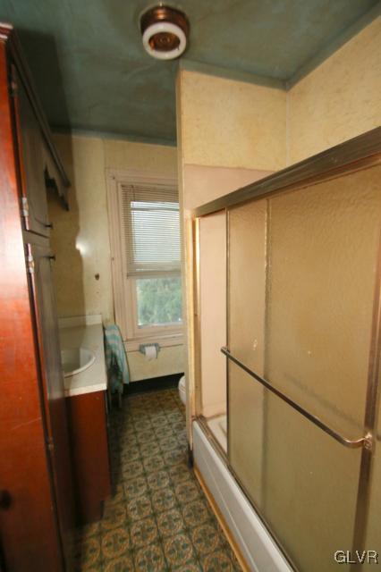 1434 Spring Street Bethlehem, PA 18018 - Photo 14 of 28 Gallery Image 14
