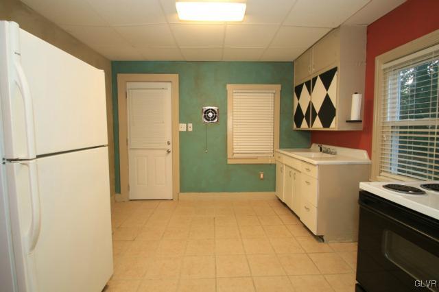 1434 Spring Street Bethlehem, PA 18018 - Photo 19 of 28 Gallery Image 19