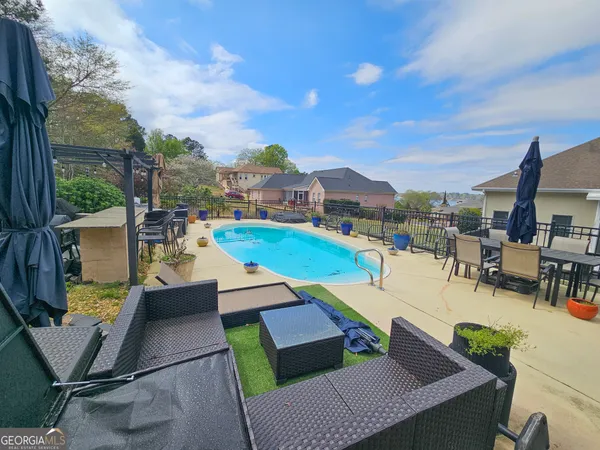 $429,900 | 349 Hillridge Cove, Lizella, GA 31052