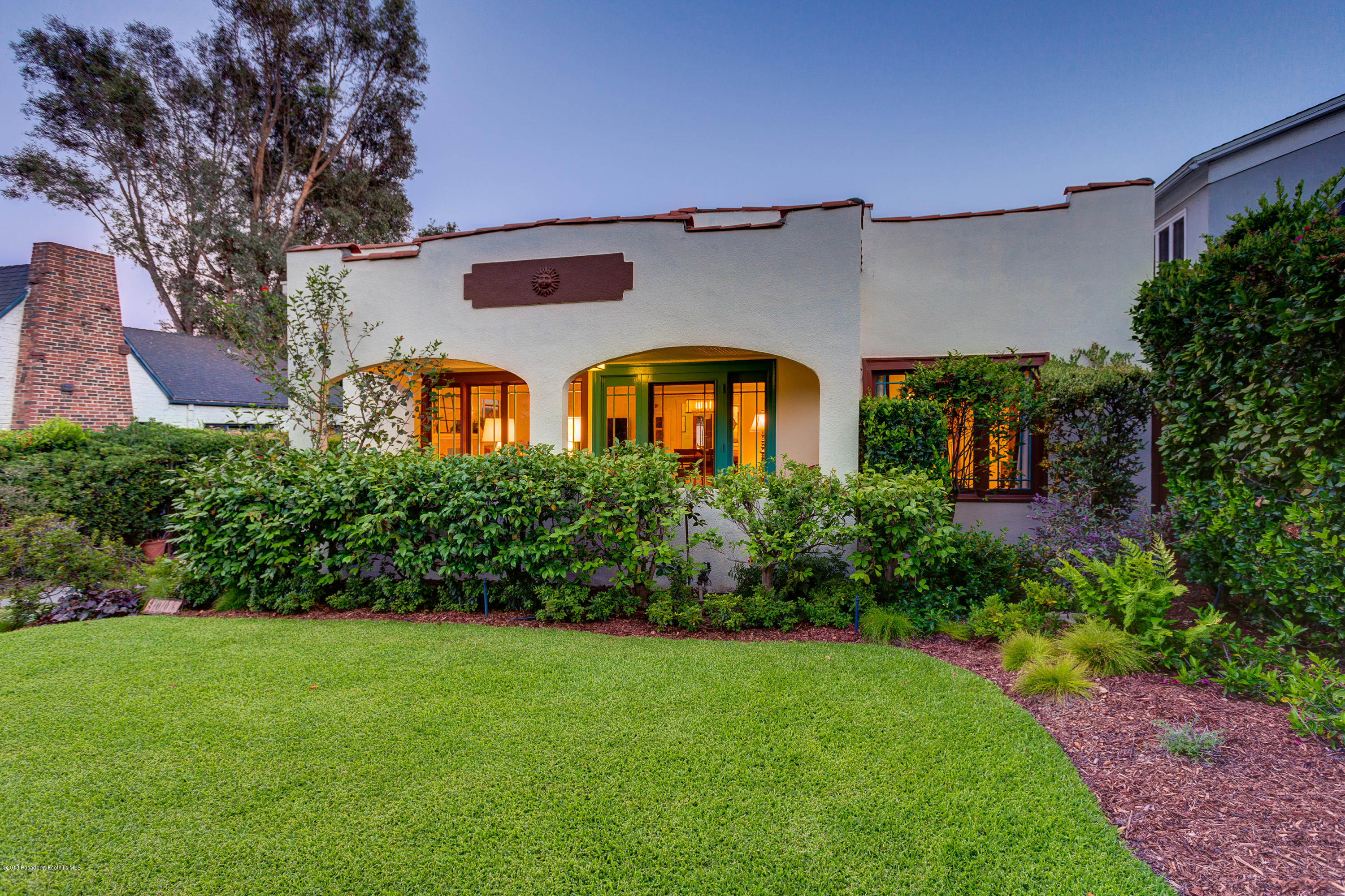2006 Queensberry Road Pasadena, CA 91104 - Photo 1 of 28 egpimaging_2006Queensberry_203_HIGHRES