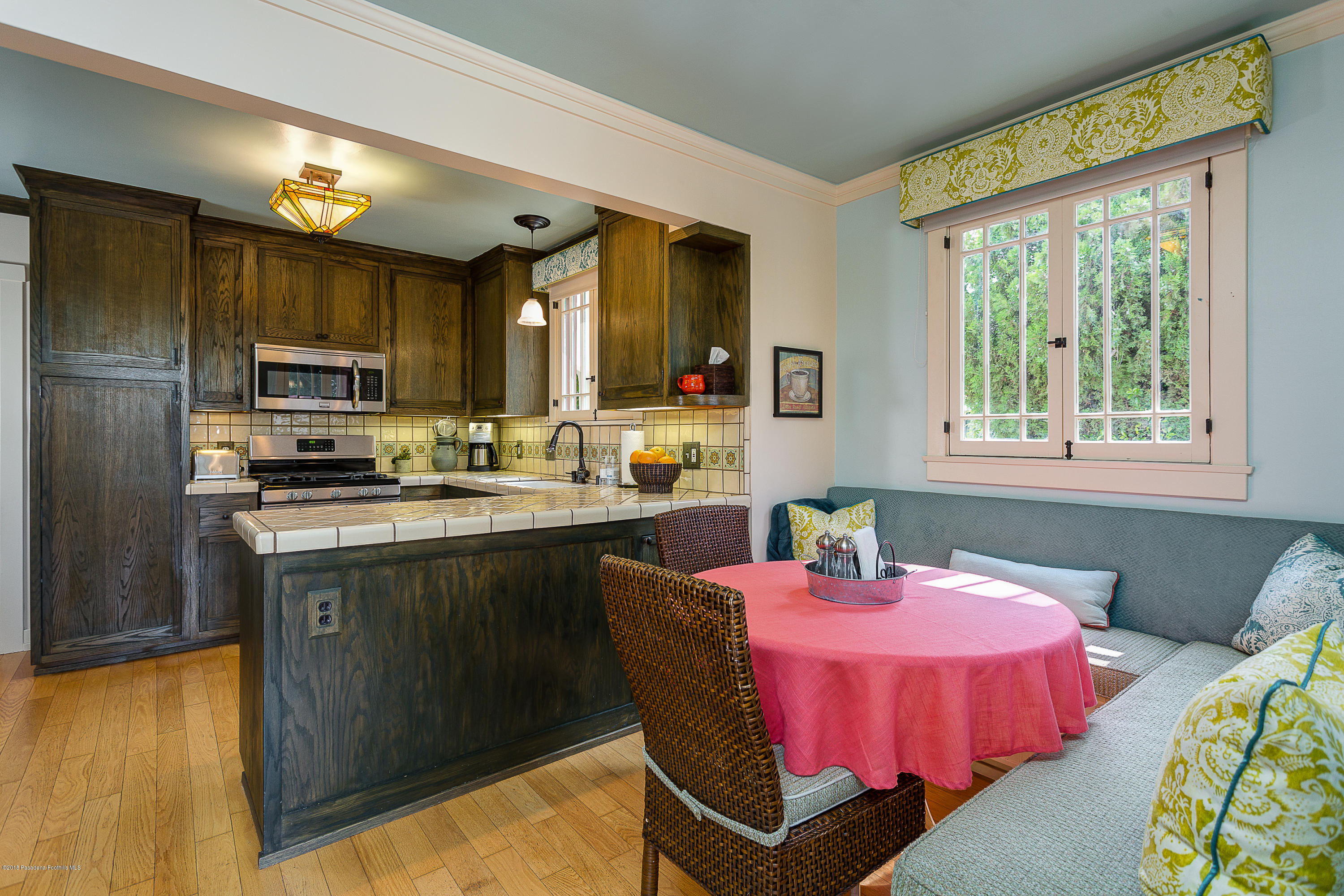 2006 Queensberry Road Pasadena, CA 91104 - Photo 14 of 28 egpimaging_2006Queensberry_014_HIGHRES