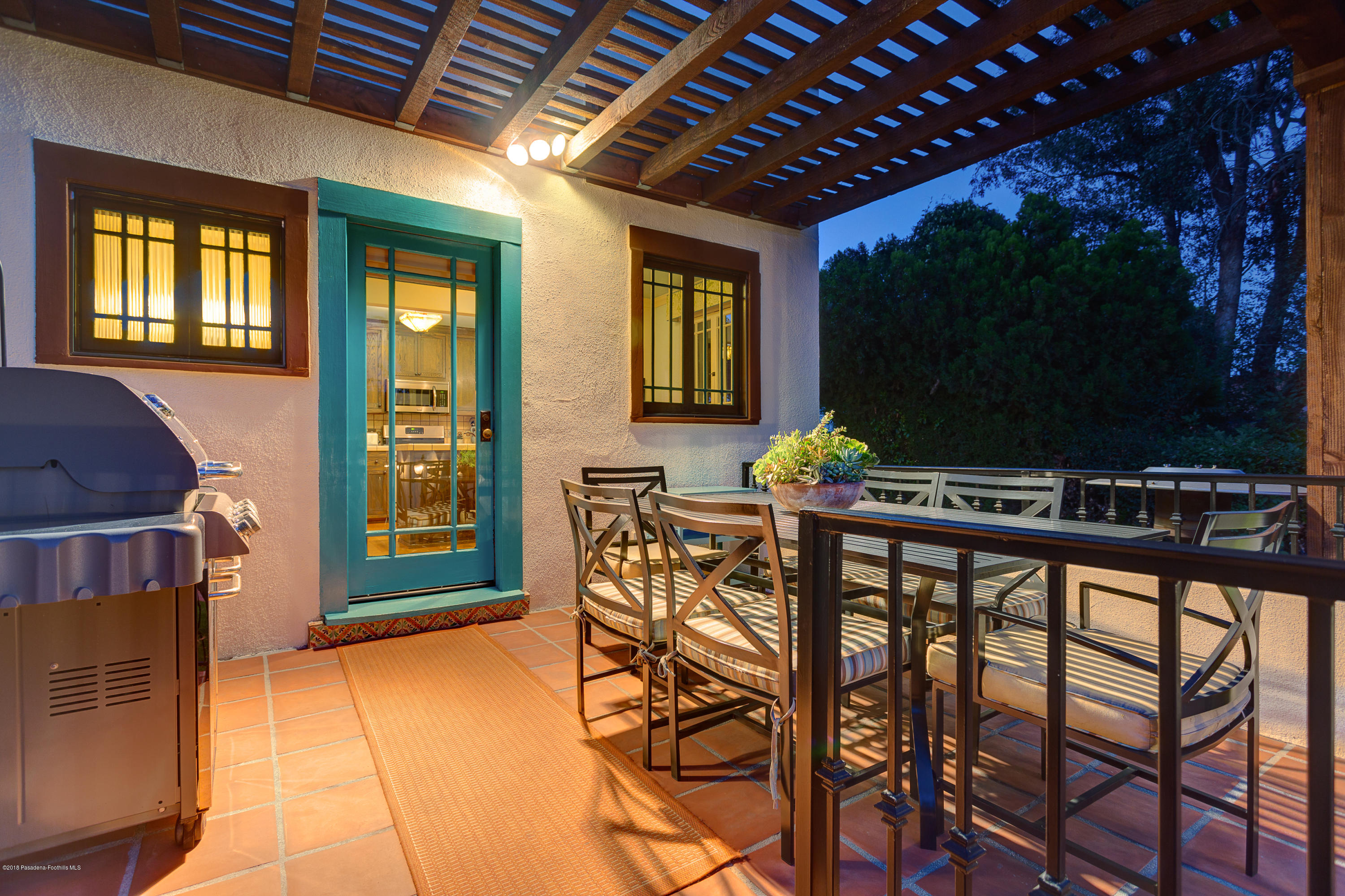 2006 Queensberry Road Pasadena, CA 91104 - Photo 16 of 28 egpimaging_2006Queensberry_211_HIGHRES