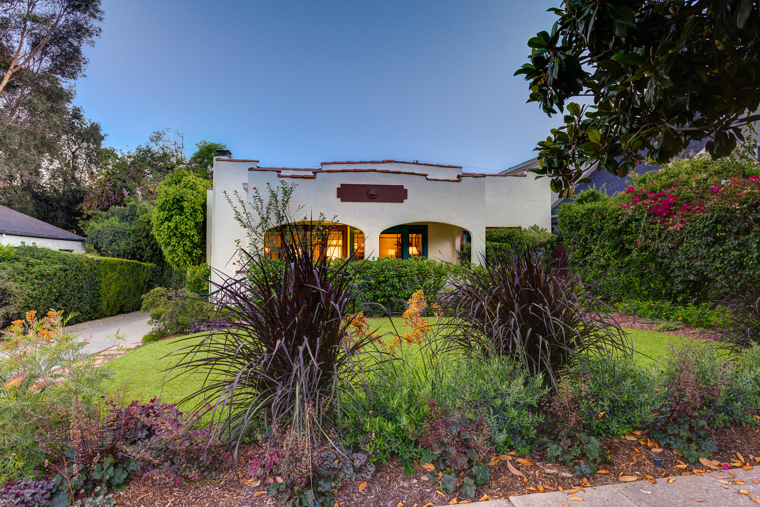 2006 Queensberry Road Pasadena, CA 91104 - Photo 3 of 28 egpimaging_2006Queensberry_202_HIGHRES