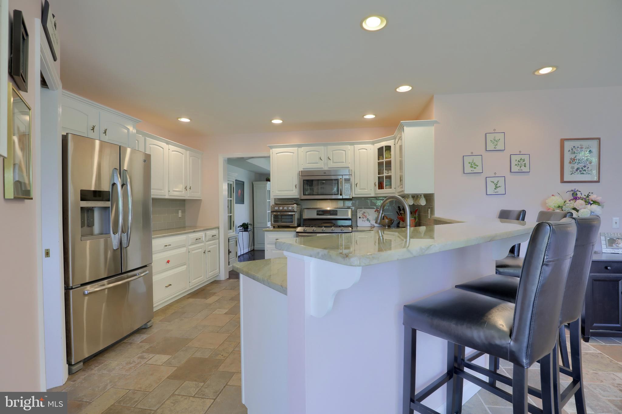 708 Oxford Road Lancaster, PA 17601 - Photo 14 of 62 Gallery Image 14