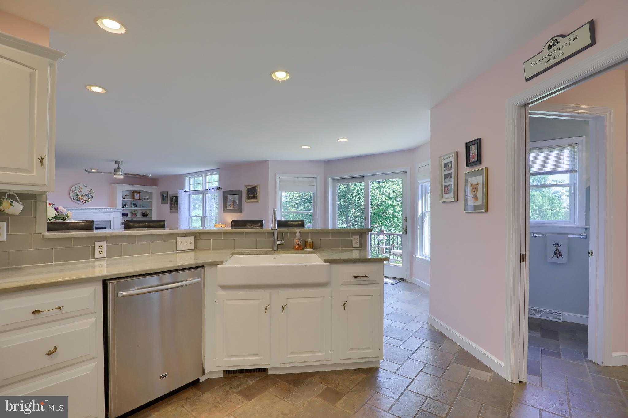 708 Oxford Road Lancaster, PA 17601 - Photo 17 of 62 Gallery Image 17