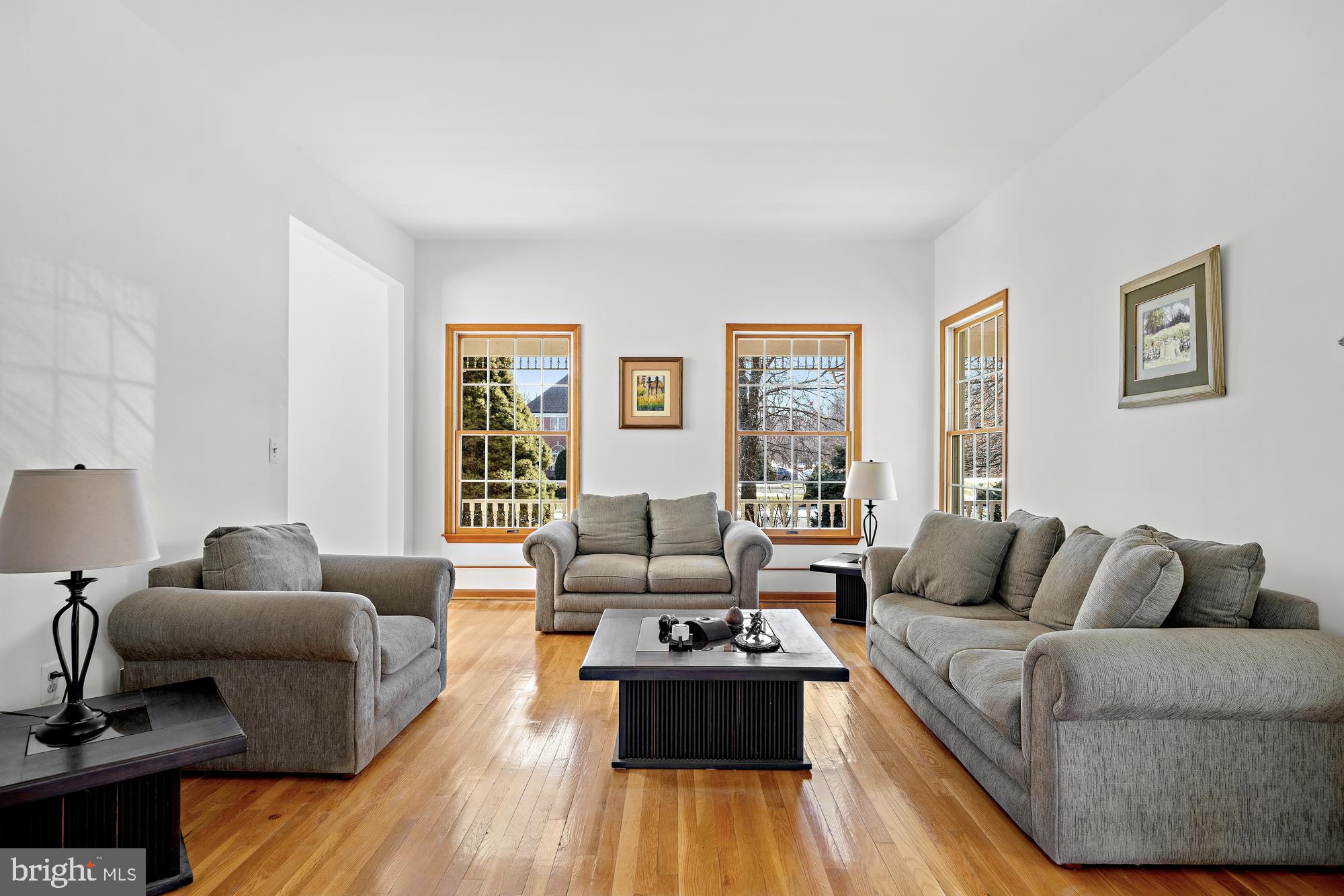44 Roanoke Road Belle Mead, NJ 08502 - Photo 4 of 43 Formal living room.