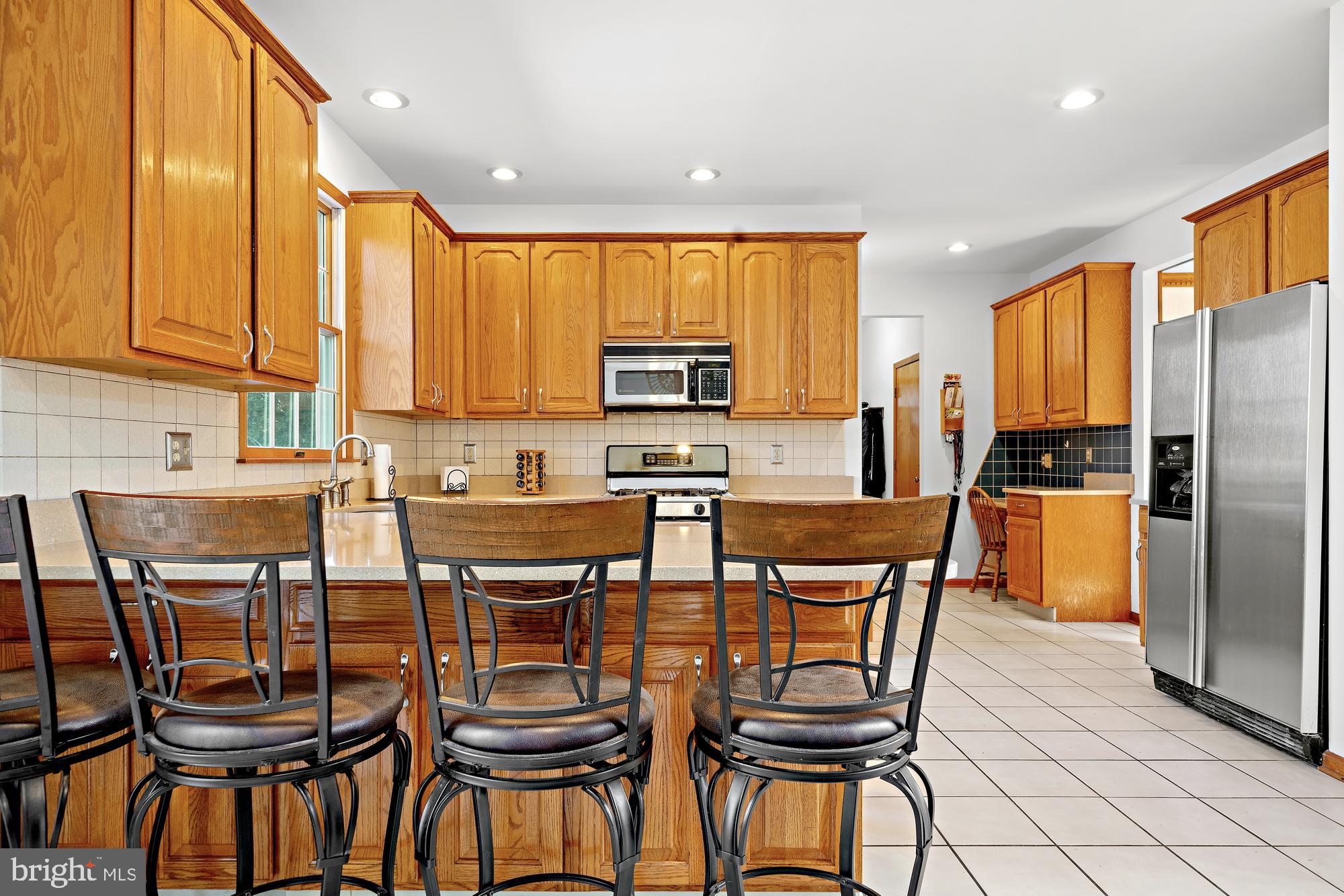 44 Roanoke Road Belle Mead, NJ 08502 - Photo 6 of 43 Breakfast bar.