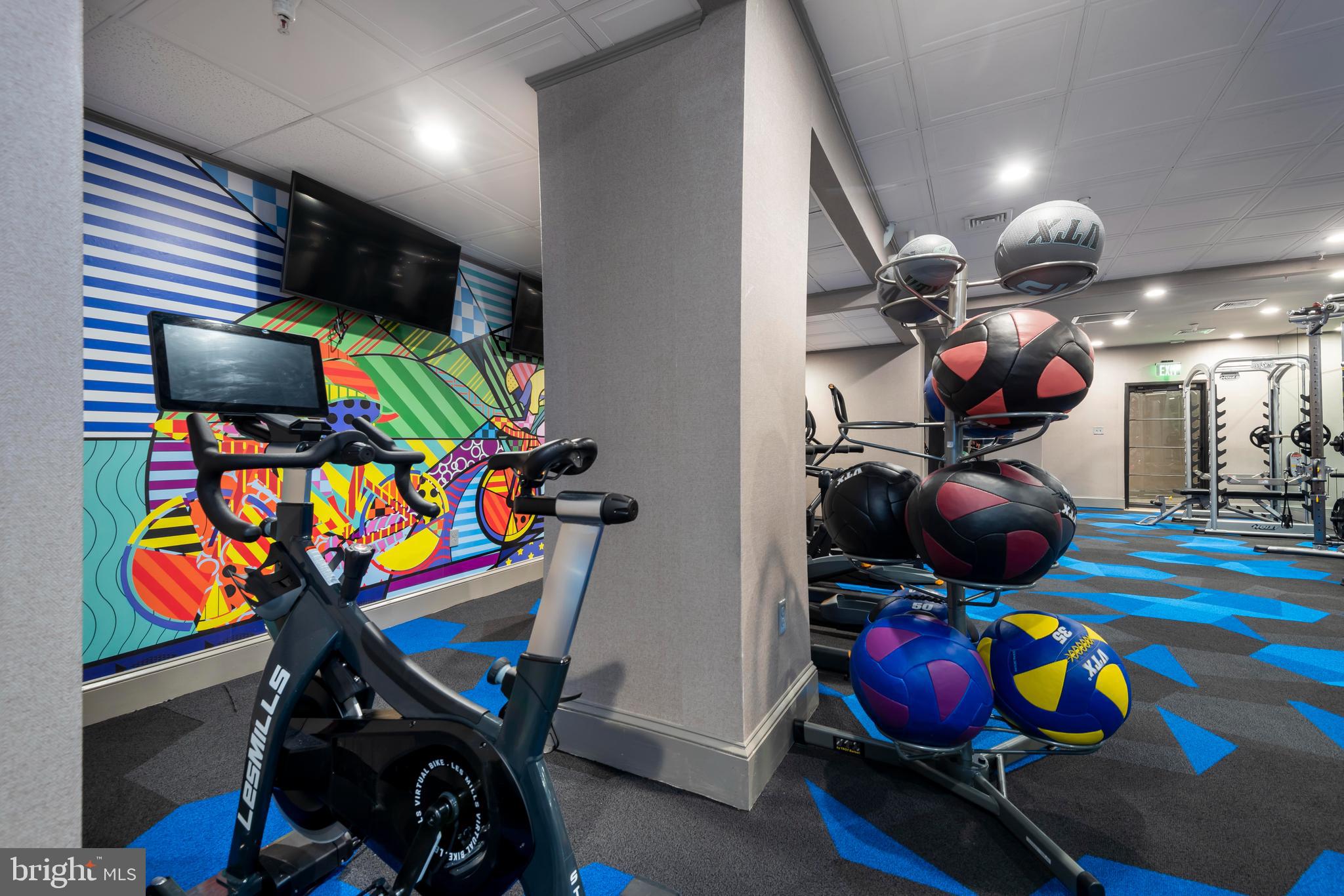 222 West Rittenhouse Square, Unit 1004 Philadelphia, PA 19103 - Photo 21 of 26