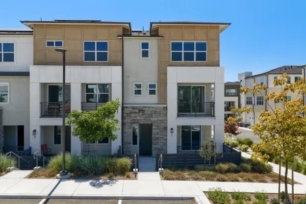 $799,900 | 792 Vada Street, Unit 1, Chula Vista, CA 91911