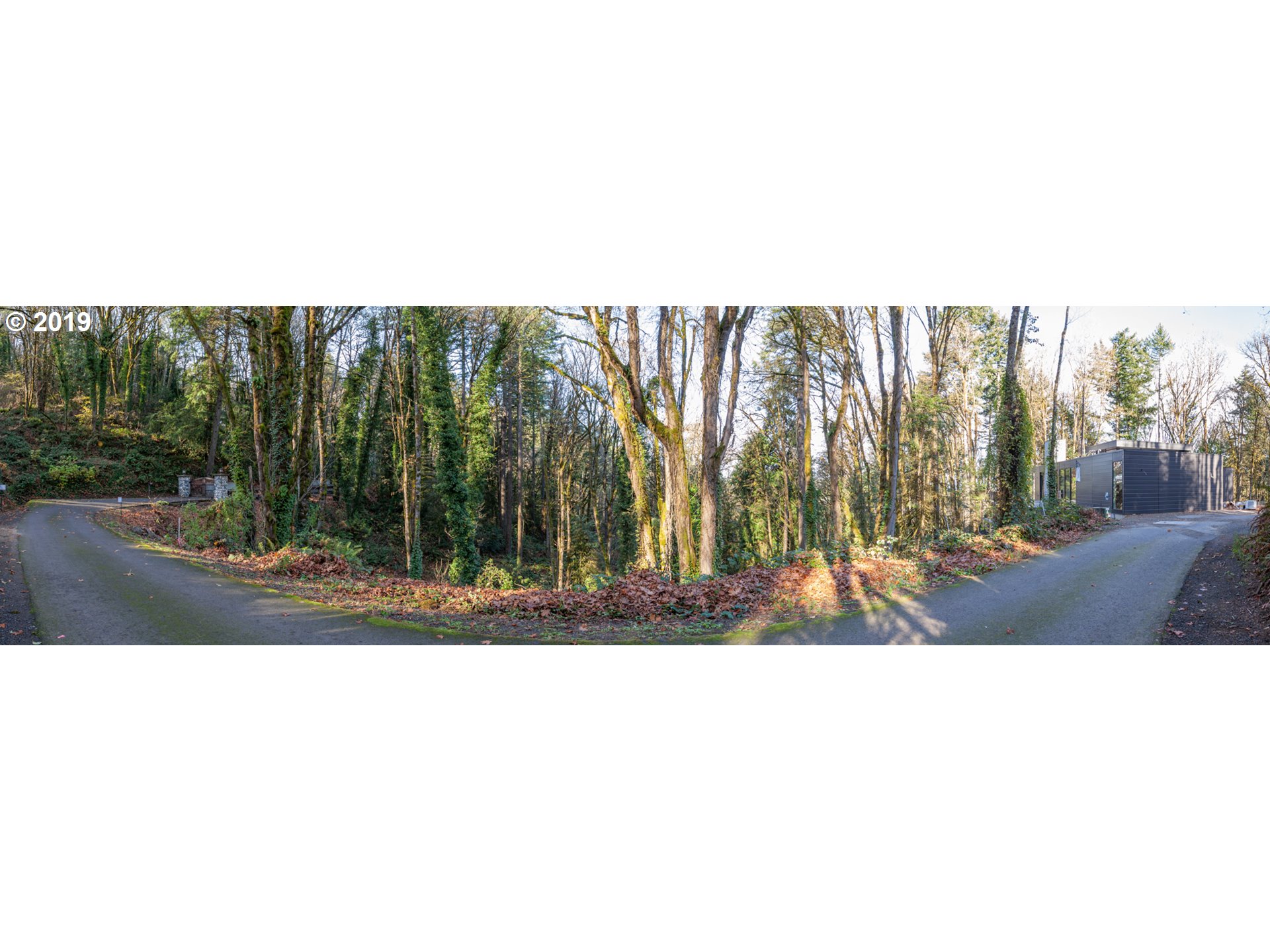 Northwest Royal Boulevard Portland, OR 97210 - Photo 2 of 29 Gallery Image 2
