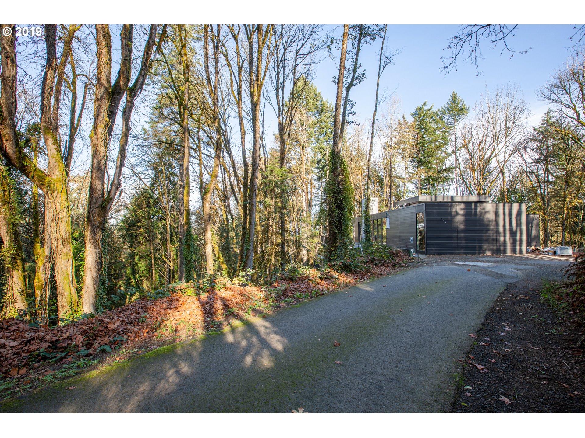 Northwest Royal Boulevard Portland, OR 97210 - Photo 5 of 29 Gallery Image 5