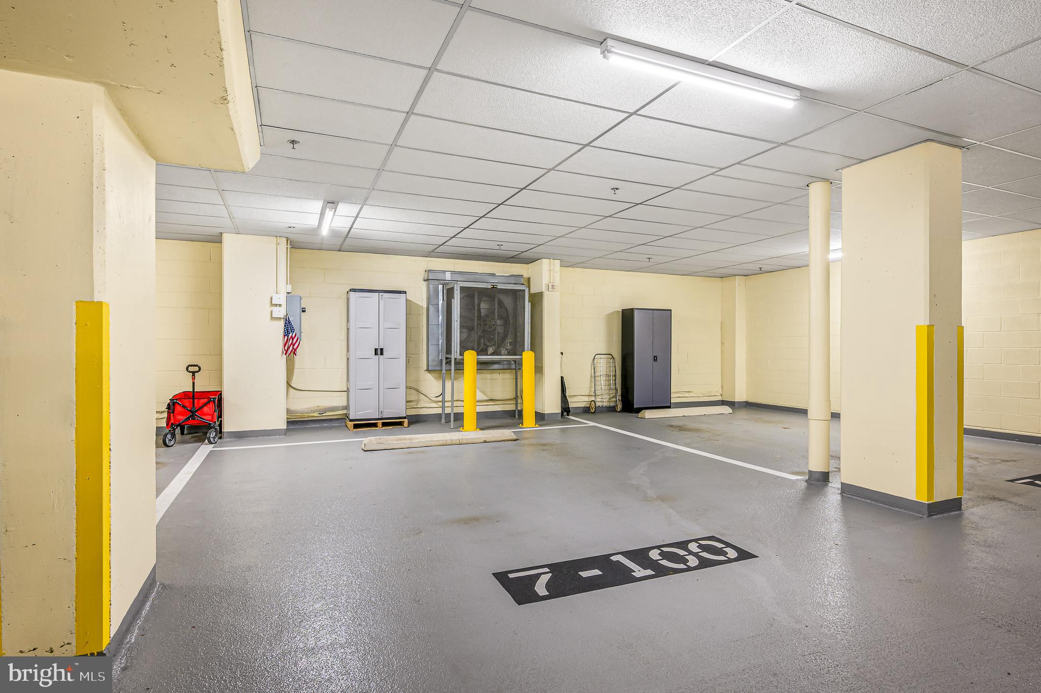 19365 Cypress Ridge Terrace, Unit 1115 Leesburg, VA 20176 - Photo 25 of 34 Indoor garage space conveys with unit