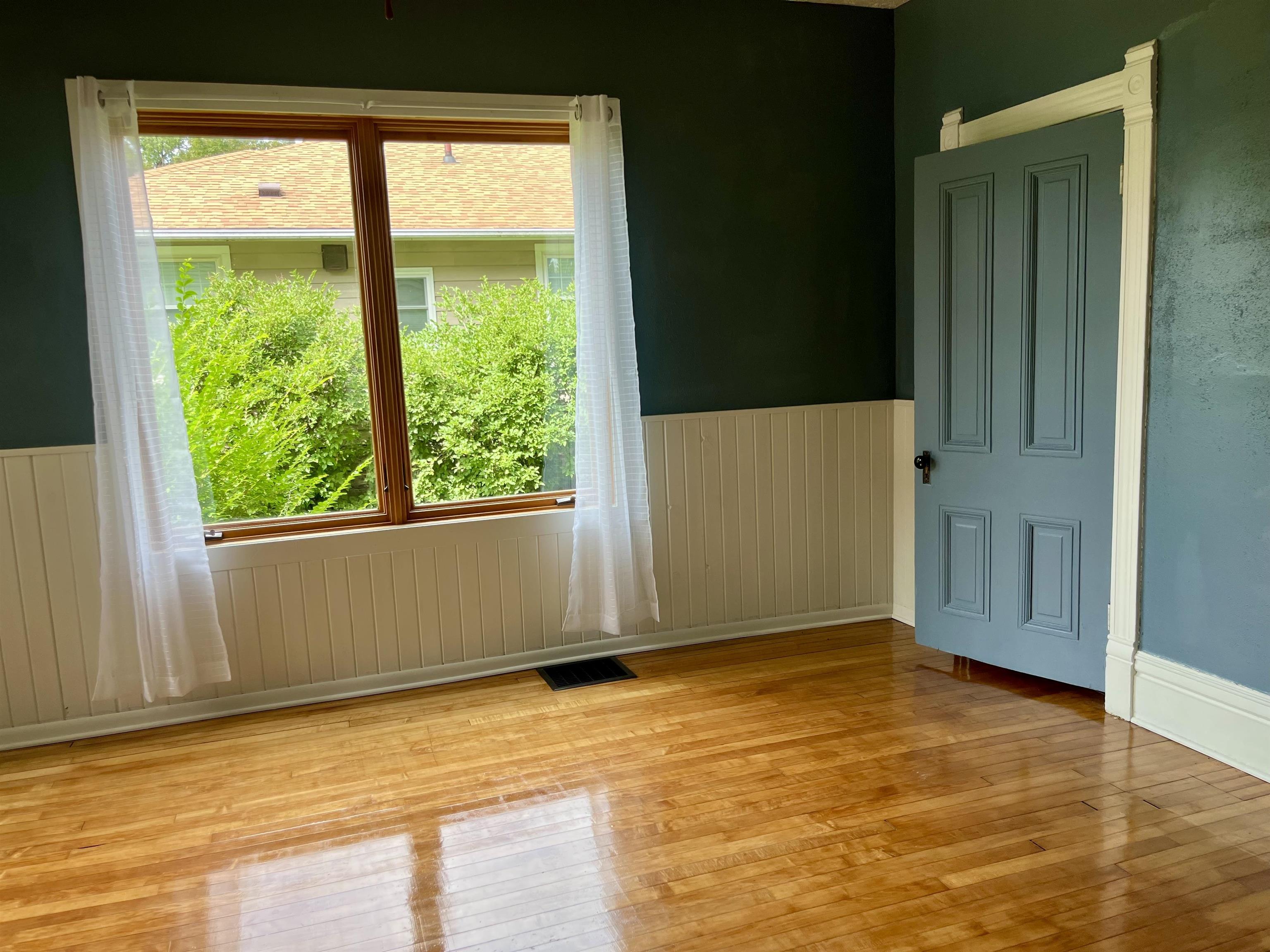 509 North Benton Street Sparta, WI 54656 - Photo 13 of 31