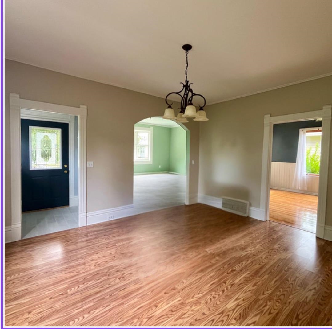 509 North Benton Street Sparta, WI 54656 - Photo 3 of 31