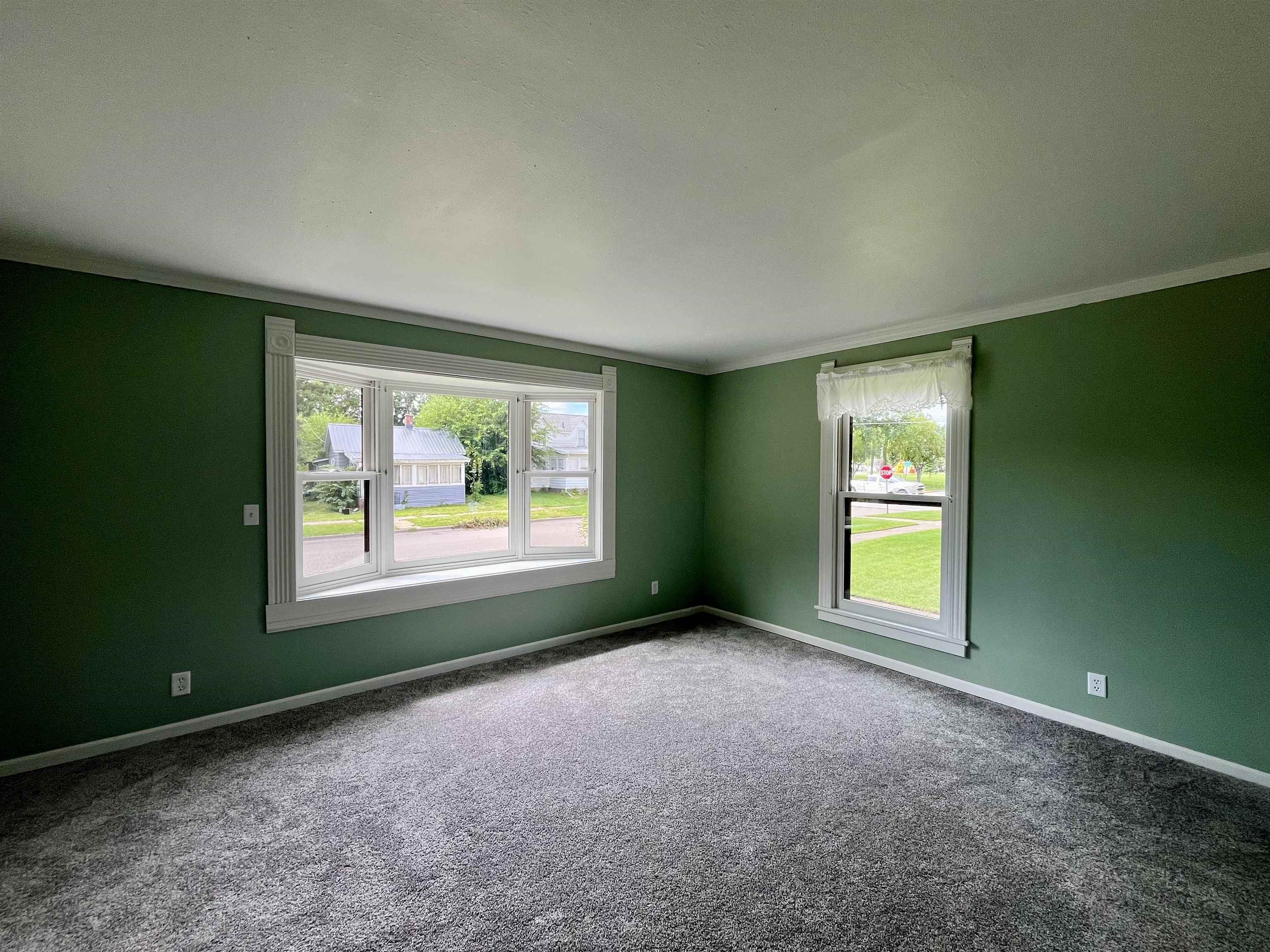 509 North Benton Street Sparta, WI 54656 - Photo 5 of 31