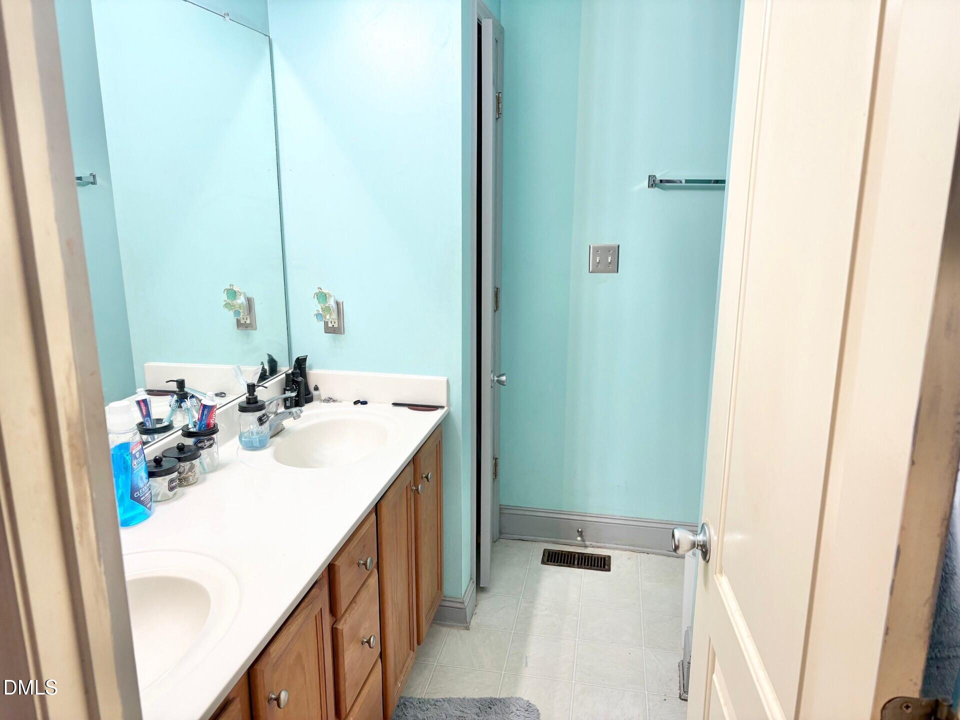 86 Maggie Lane Roxboro, NC 27573 - Photo 6 of 10 bathroom