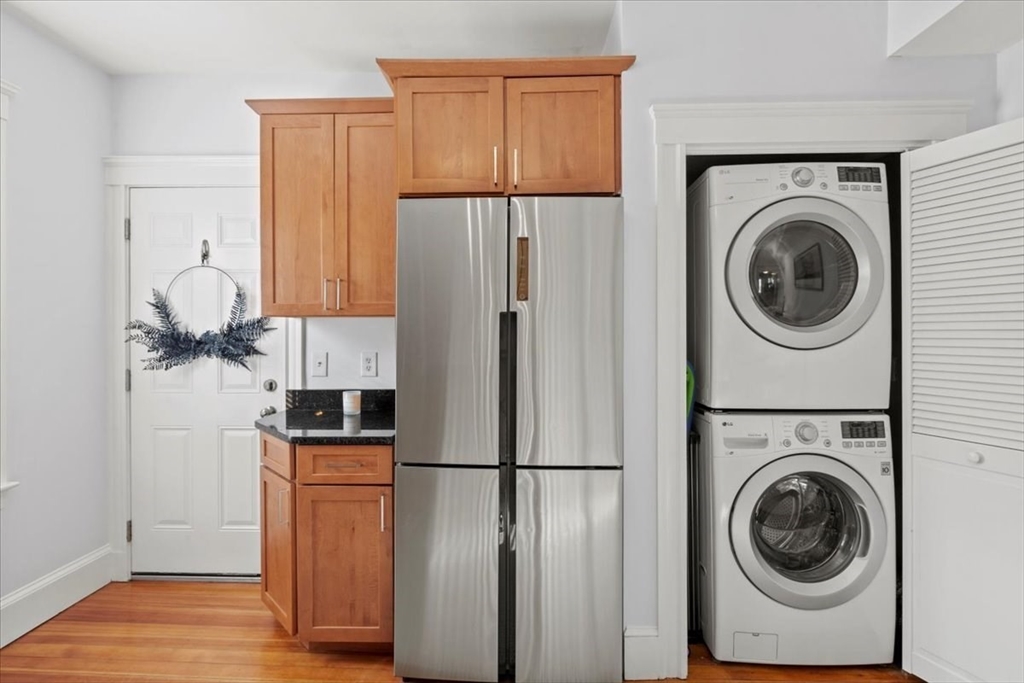 15 Lafield Street, Unit 3 Boston, MA 02122 - Photo 6 of 25