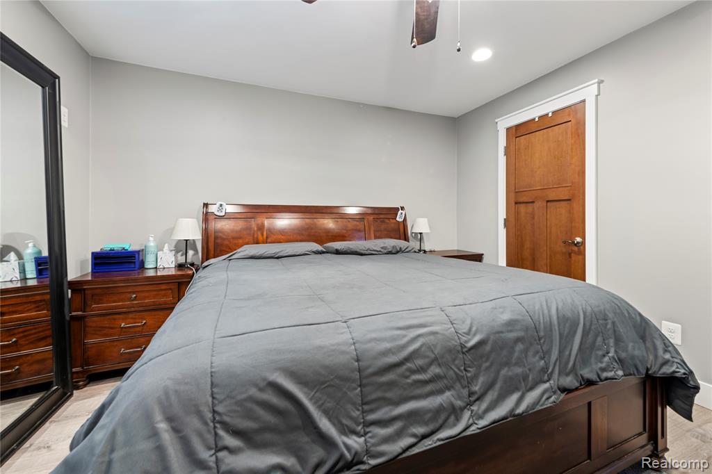 24342 Wick Road Taylor, MI 48180 - Photo 20 of 34 Gallery Image 20