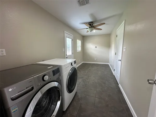 $2,600 | 4902 Winding Trail, Austin, TX 78745